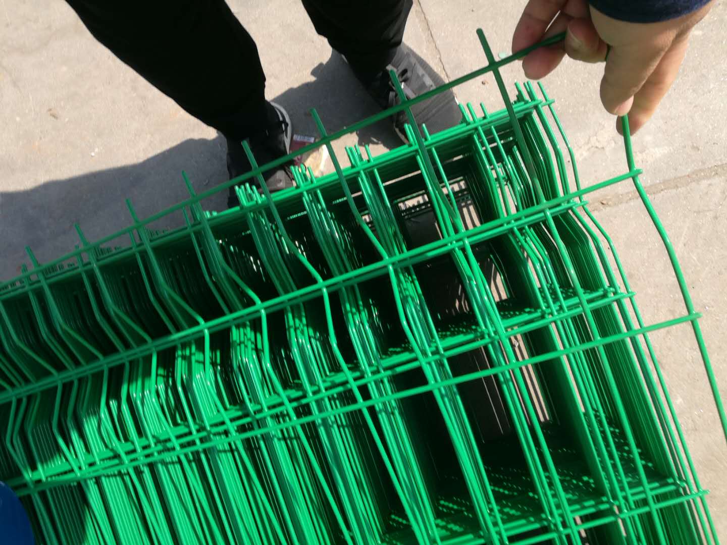 桃型柱護(hù)欄網(wǎng)圖片7