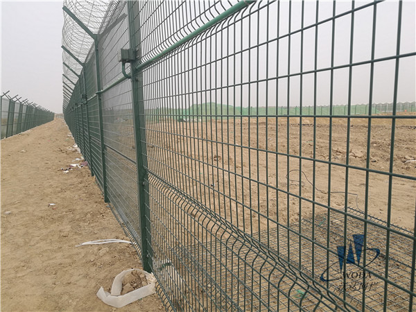 保山北京大興機場飛行區(qū)圍界鐵絲網圖片4 保山北京大興機場飛行區(qū)圍界鐵絲網圖片4