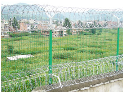 刀片/刺繩護欄網(wǎng)