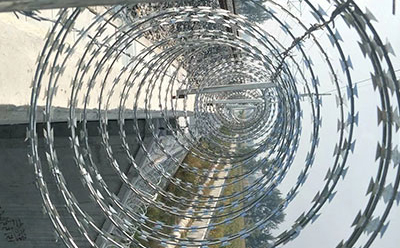 鐵路線路刺絲滾籠2012（8001）