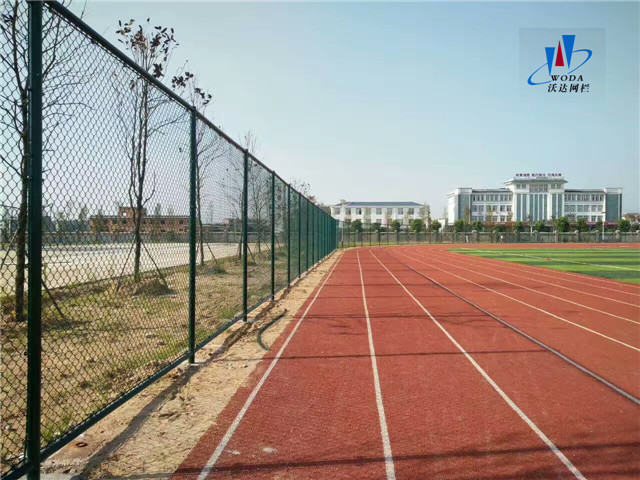 組裝式球場圍網(wǎng)圖片4 組裝式球場圍網(wǎng)圖片4