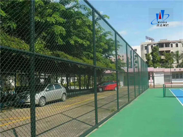 組裝式球場圍網(wǎng)圖片6 組裝式球場圍網(wǎng)圖片6