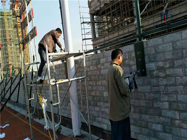 青海安徽皖西當代運動場圍網工程圖片4 青海安徽皖西當代運動場圍網工程圖片4