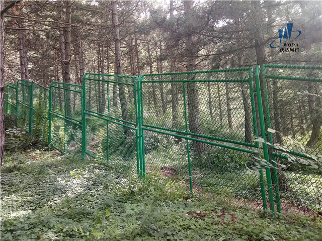 麗江金河口旅游風(fēng)景區(qū)圍欄工程圖片3 麗江金河口旅游風(fēng)景區(qū)圍欄工程圖片3