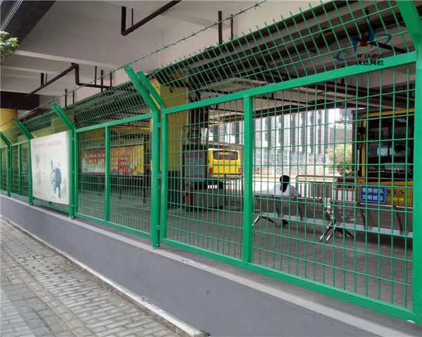 圍墻護欄網(wǎng)圖片2 圍墻護欄網(wǎng)圖片2